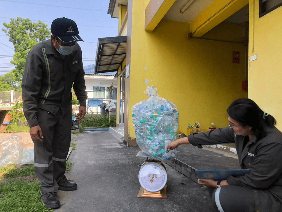 โครงการธนาคารขยะ สาขาบ้านเรย์โคล