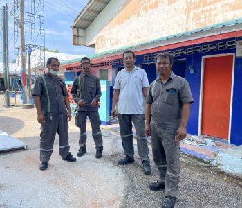 โรงงานสุราษฏร์ธานีร่วมบูรณะหัองน้ำชุมชนสันติสุข